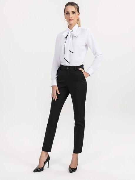 Calça Preta Reta Slim de Alfaiataria Elza