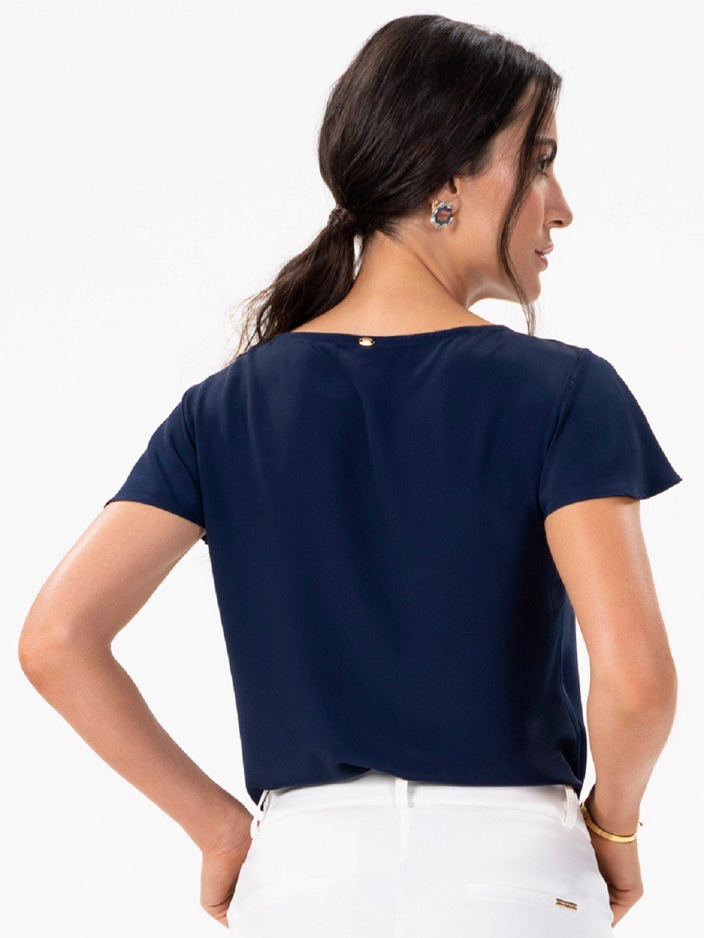 hilary costas vitirne