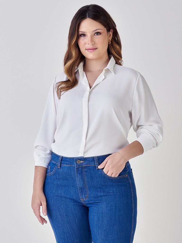 camisa pluz size social feminina off white botao dourado helena