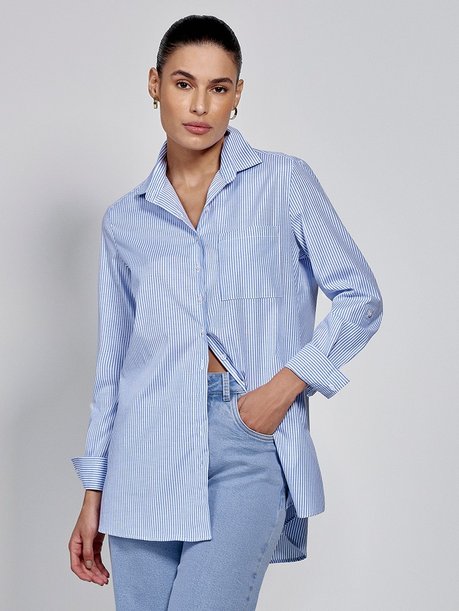 Camisa Oversized Listrada Azul e Off White Selena