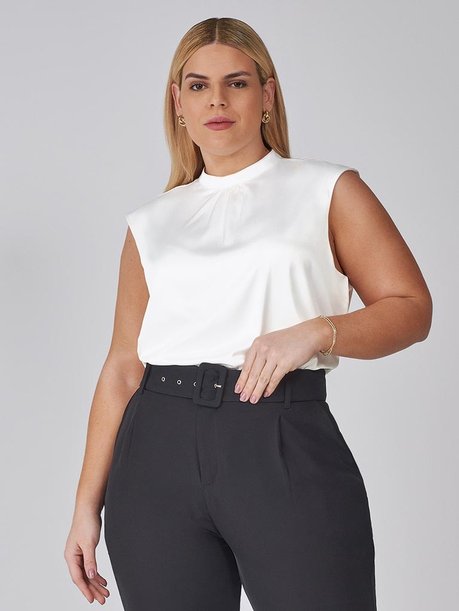 Regata Muscle de Cetim Plus Size Off White Giuliana