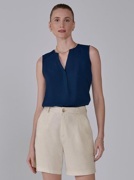 Regata Feminina Marinho com Decote V Josiela