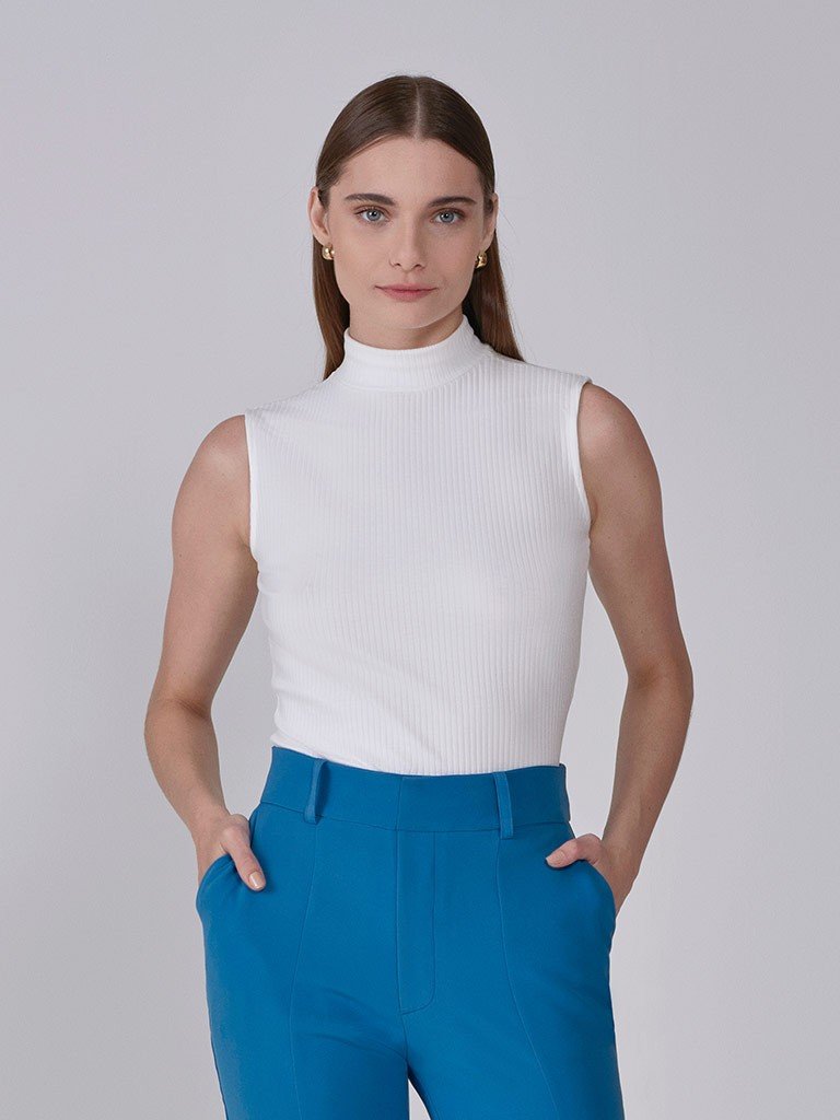 regata malha canelada off white noelise capa