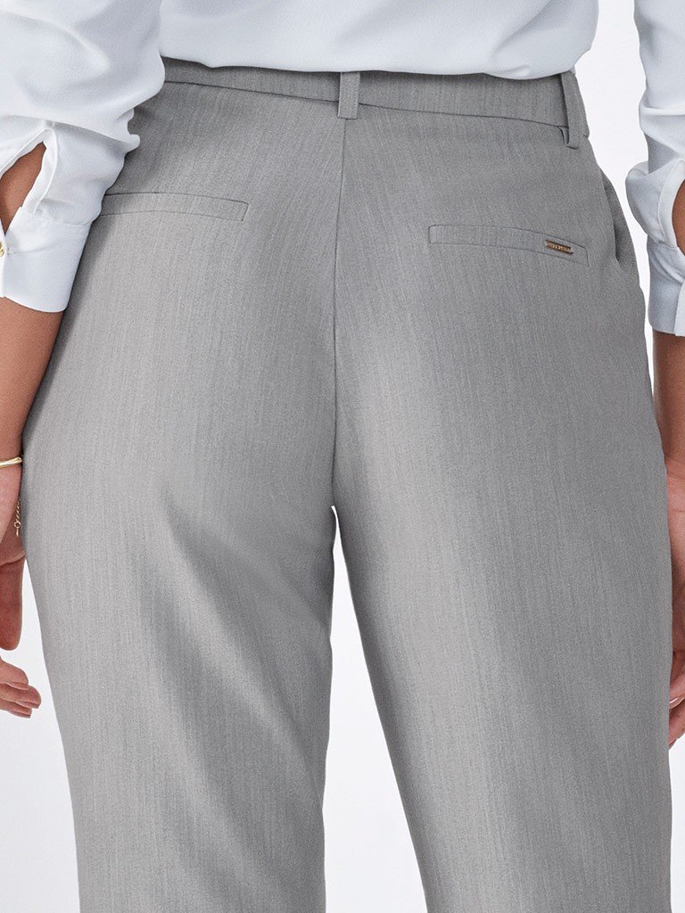 calca reta alfaiataria nervura regi detalhes costas