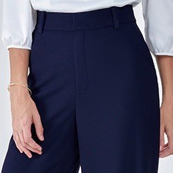 calca marinho wide leg raize pequeno detalhes