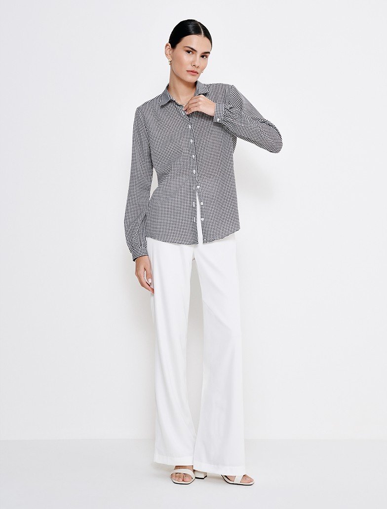 Camisa listrada com calça Pantacourt Camisa listrada com calça Pantacourt