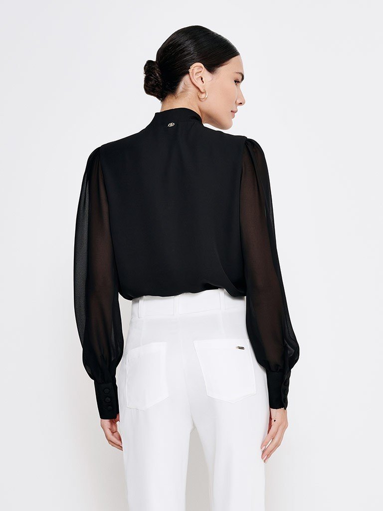 blusa preta gola laco plus vanilde capa costas