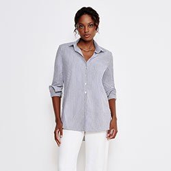 camisa listrada oversized bia descricao