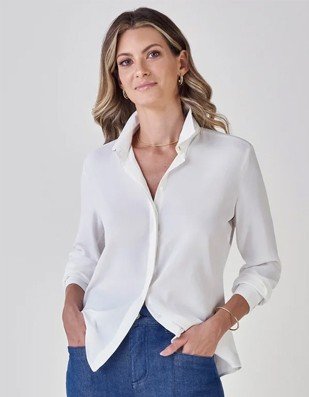 camisa social feminina off white botao dourado