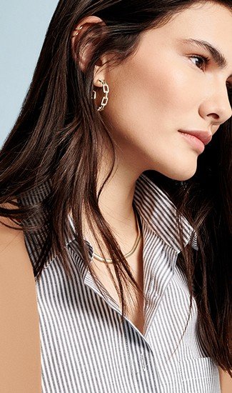 camisa sobreposta com amarracao vestido preto