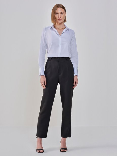 Calça Reta Slim de Alfaiataria com prega Donatela