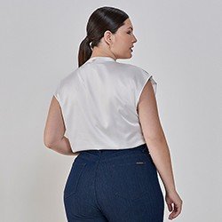 blusa cetim off domini plus pqueno