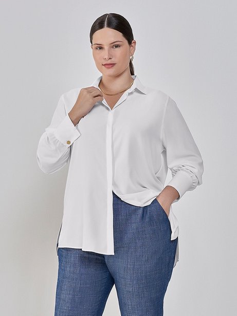 Camisa Ampla com Fenda Lateral Plus Size Driele