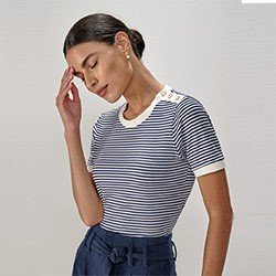 blusa listrada botoes ombro capa