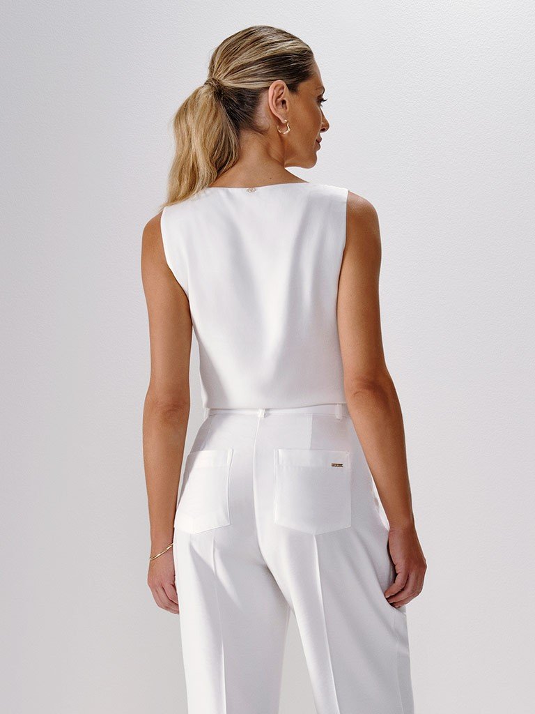 regata off white botao organico costas