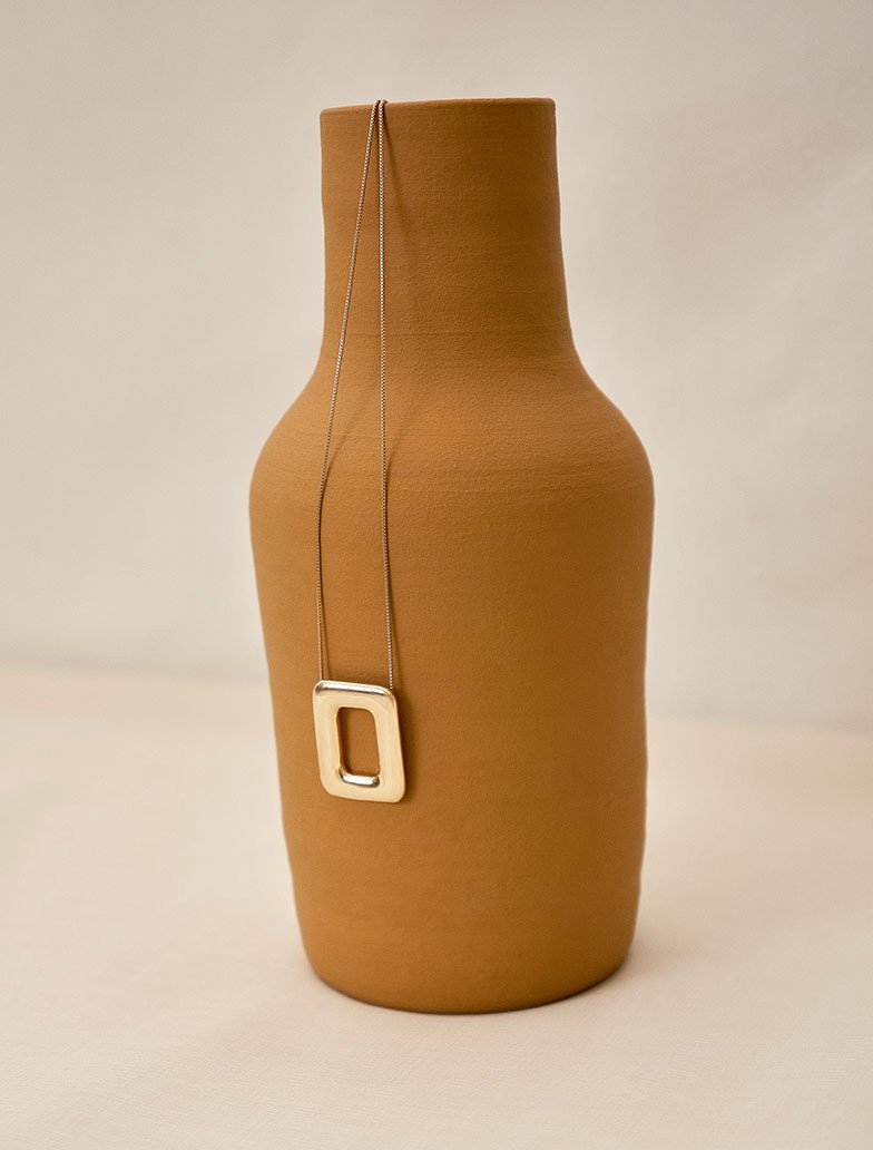 colar michigan dourado
