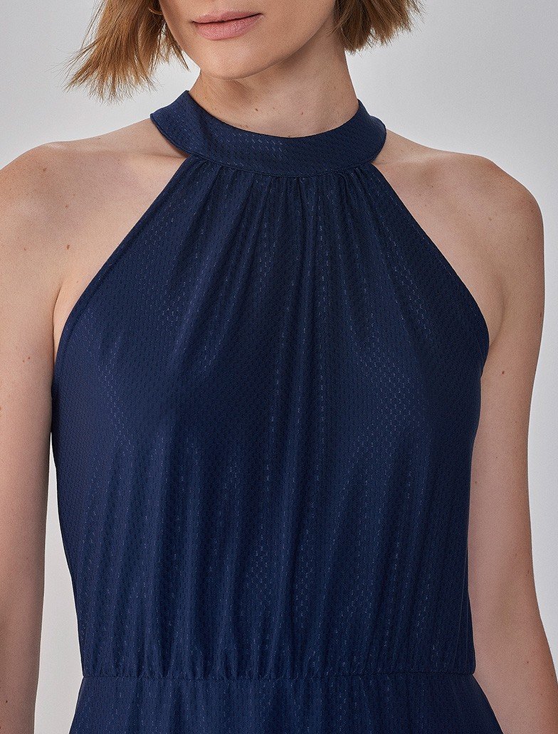 vestido marinho detalhe