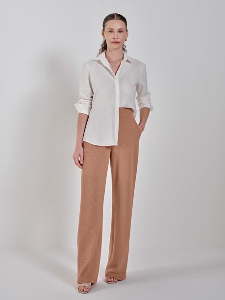 Calça de Malha Texturizada Wide Leg Nude Arlene