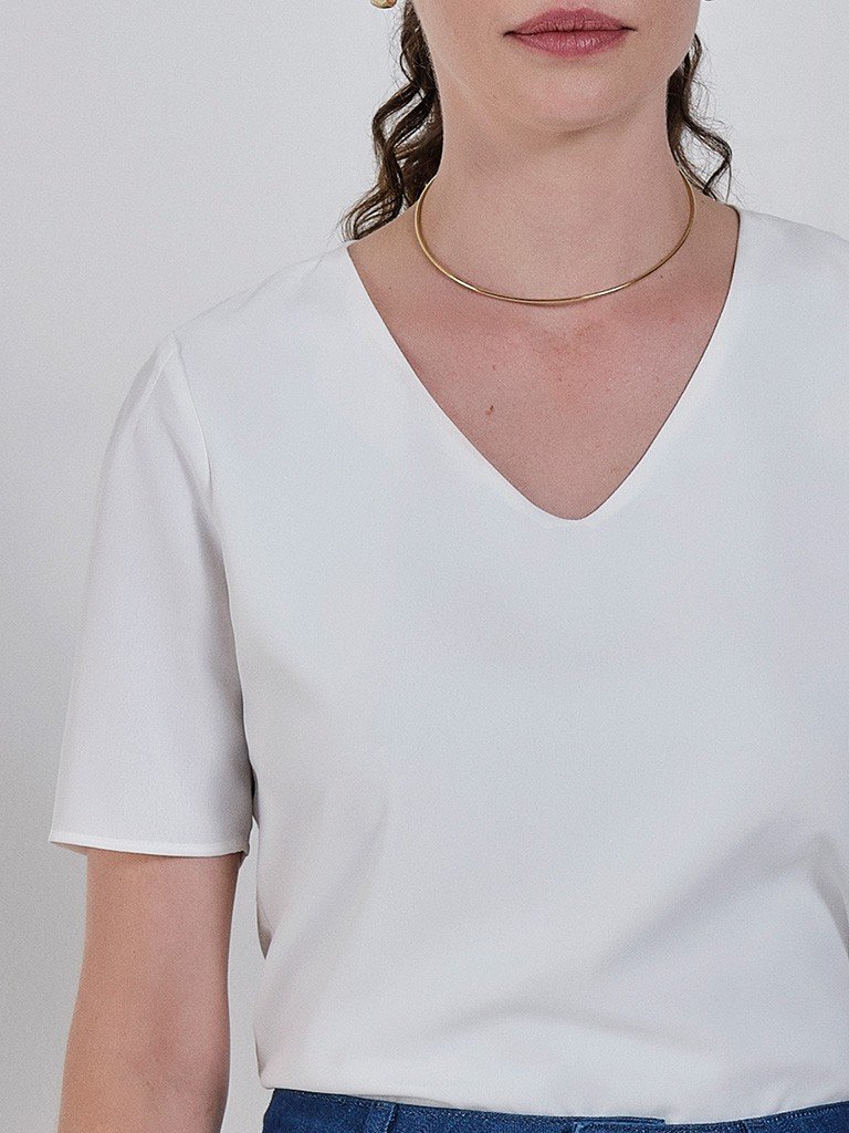 blusa off white nubia decote