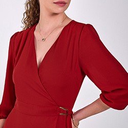 vestido vermelho mulher pqno