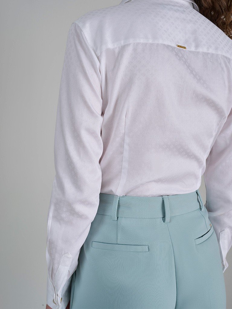 camisa branca felicia detalhe costas