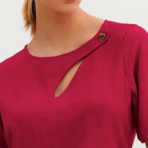 blusa gisleine detalhe gola