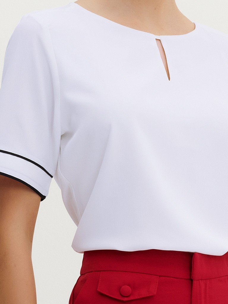 blusa nagila detalhe gola