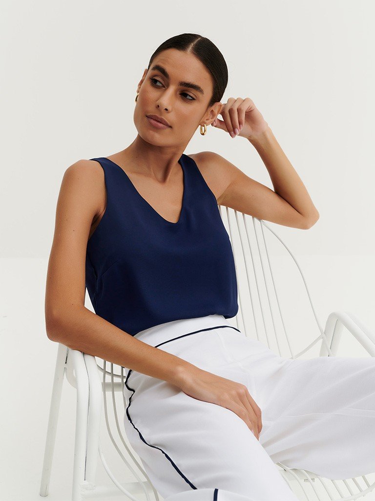 calca talissa e regata brites detalhe