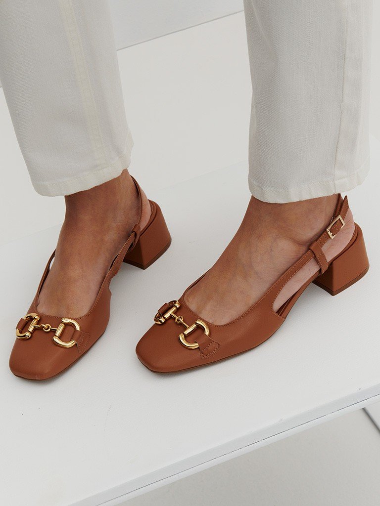 scarpin detalhe paty