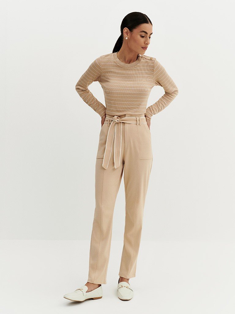 foto frente de longe blusa luana