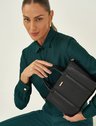foto detalhe camisa mandy com bolsa