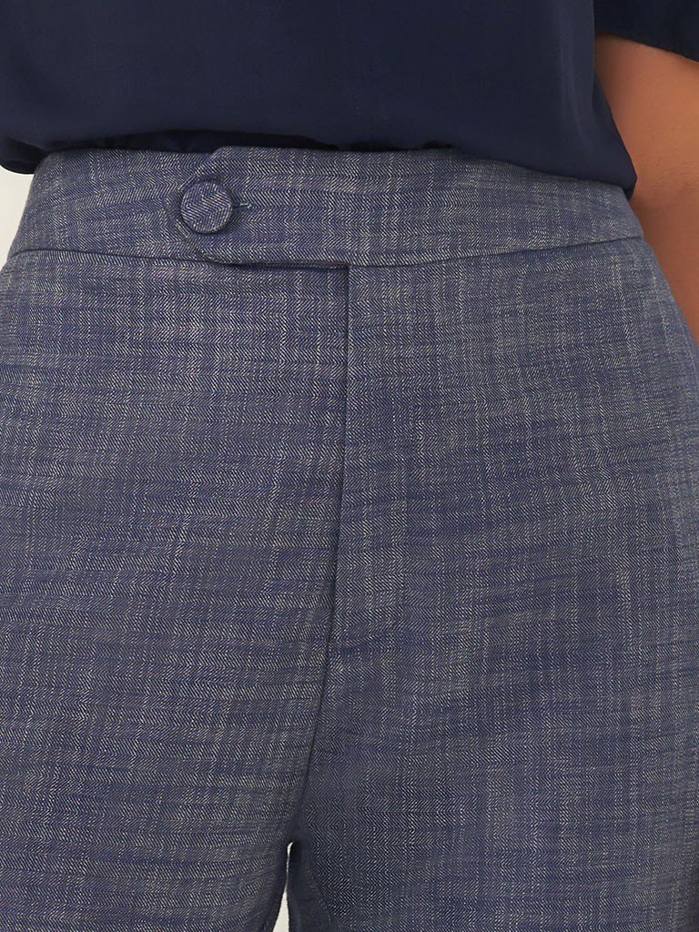 calca nazira frente detalhe cropado