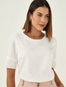 Blusa Manga Curta com Pregas em Viscose Acetinada Off White Raiany
