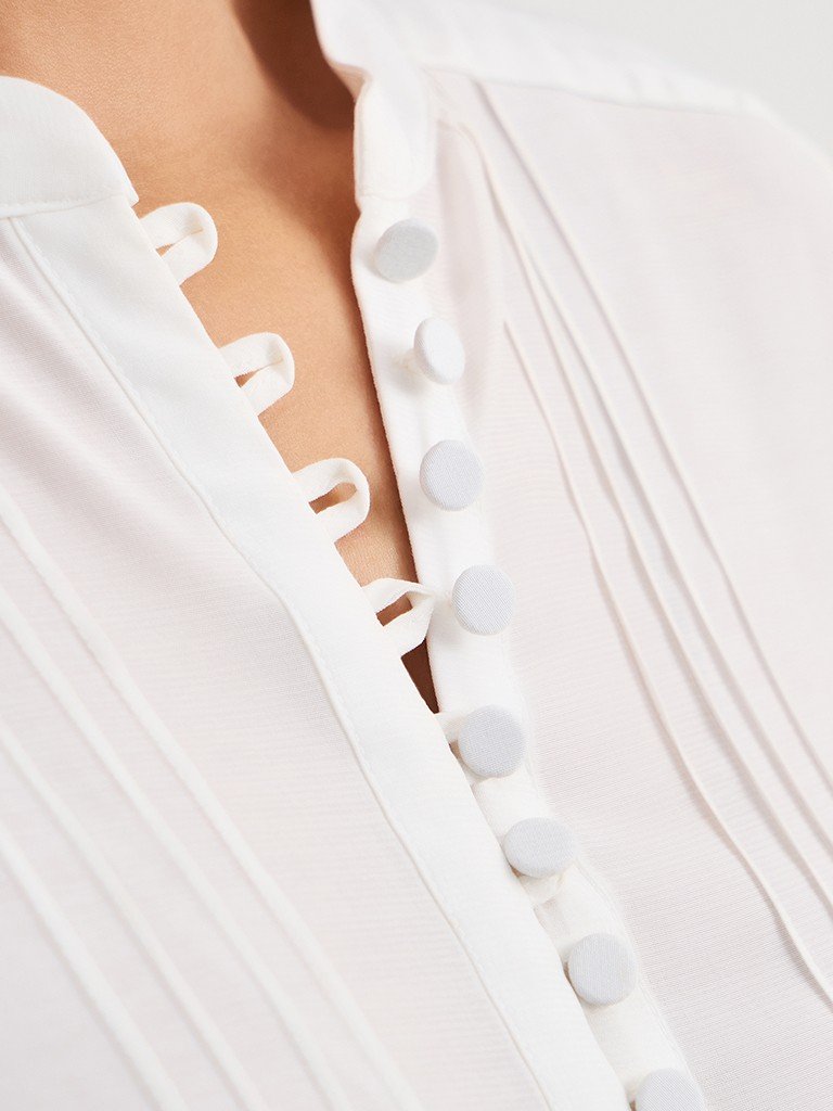 blusa valesca detalhe botoes