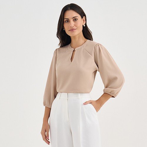 Blusa Manga 7/8 em Crepe Mocha Mousse Andressa