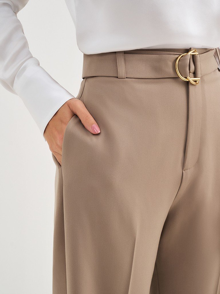 calca angelica detalhe bolso