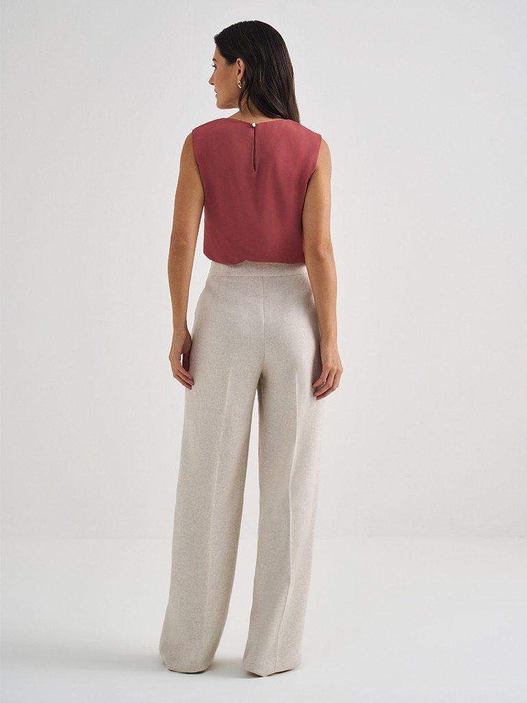 blusa bruna look inteiro costas