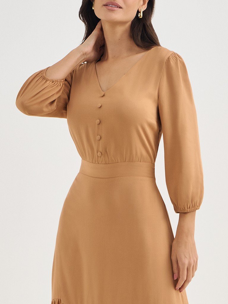 vestido emanuelli frente detalhe botooes