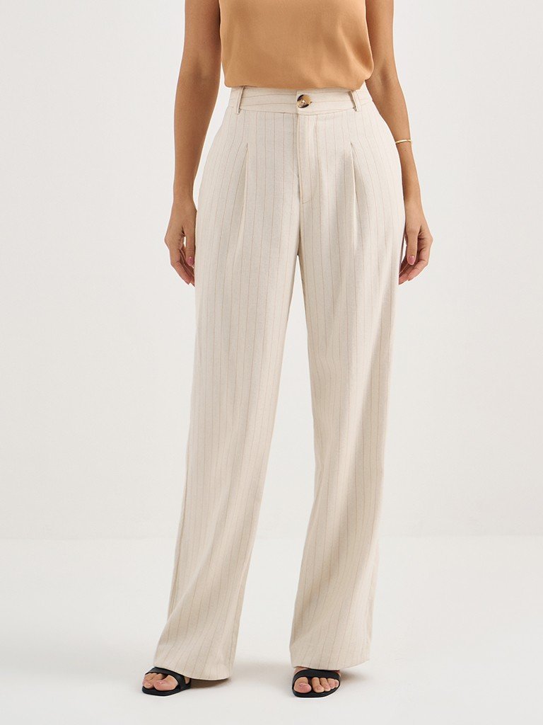 calca elizandra frente detalhe botao