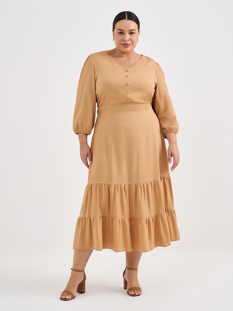 Vestido Longuete Plus Size Camel Emanuelli