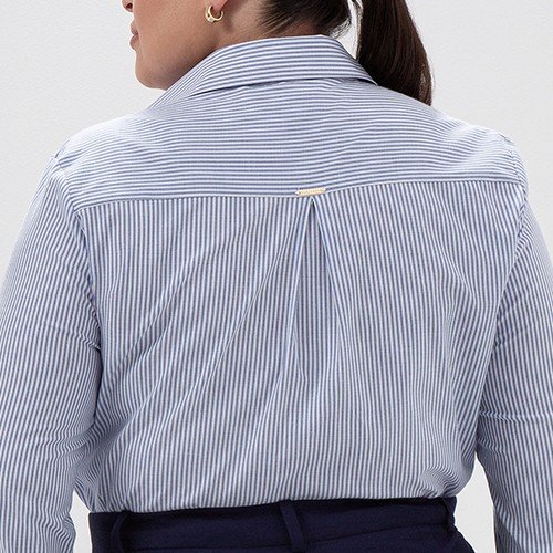 camisa selena plus costas detalhe descritivo