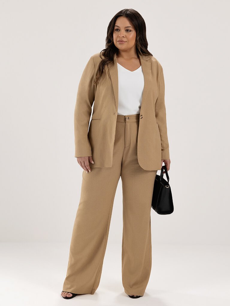 blazer natane blusa lucia e calca naiane frente plus