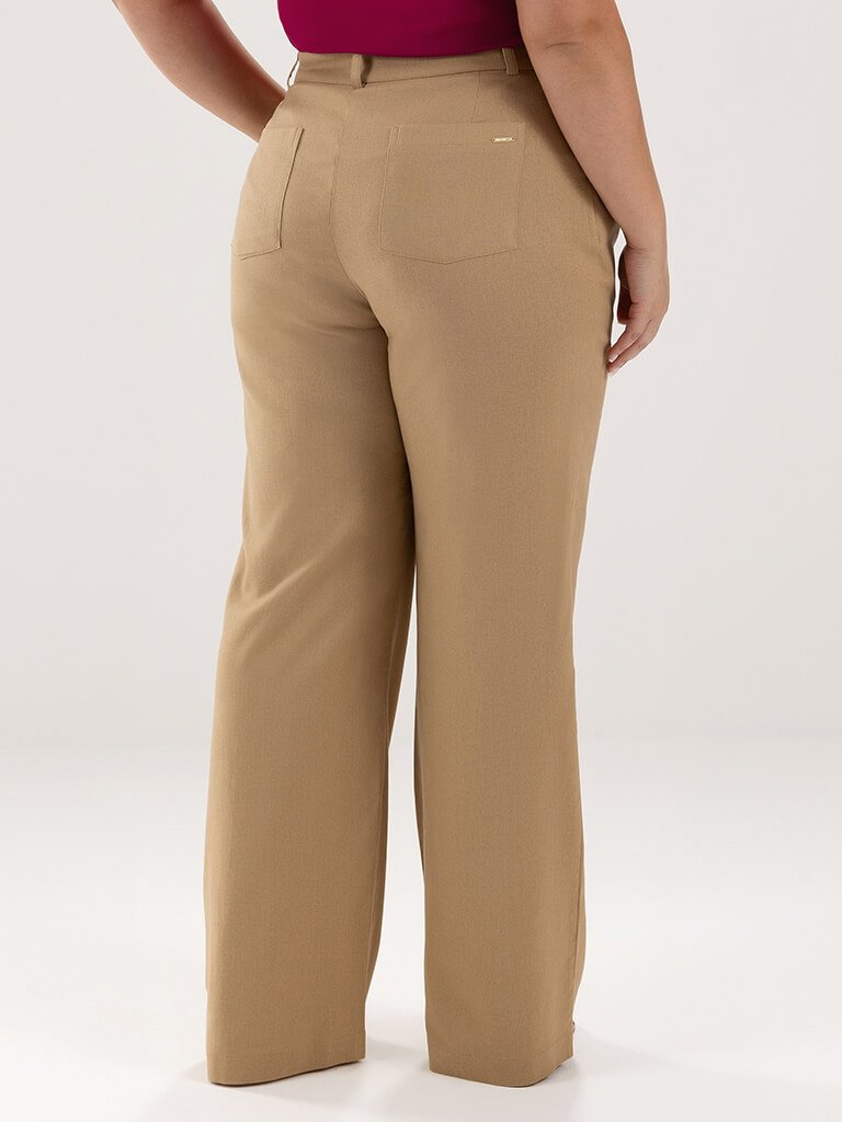 calca naiane detalhe costas plus