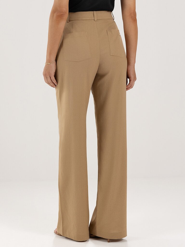 calca naiane detalhe costas