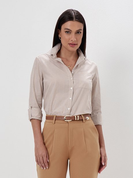 Camisa Oversized Listrada Mocha Mousse e Off White Tauana