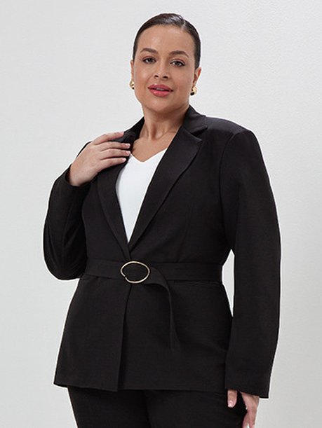 Blazer Intermediário em Alfaiataria Plus Size Preto Samila