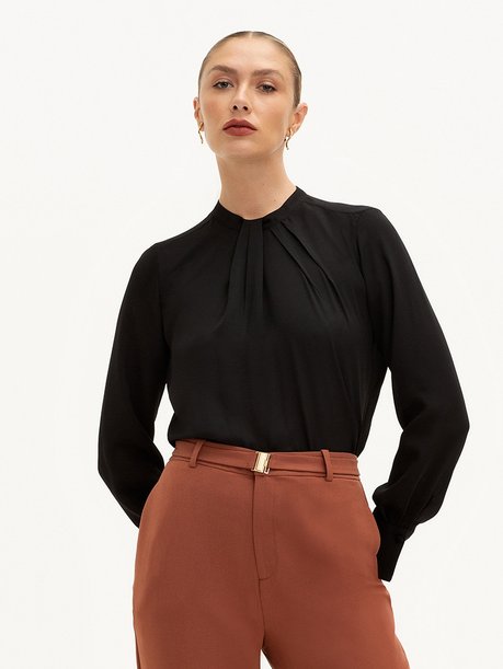 Blusa Manga Longa com Pregas Preta Vivi