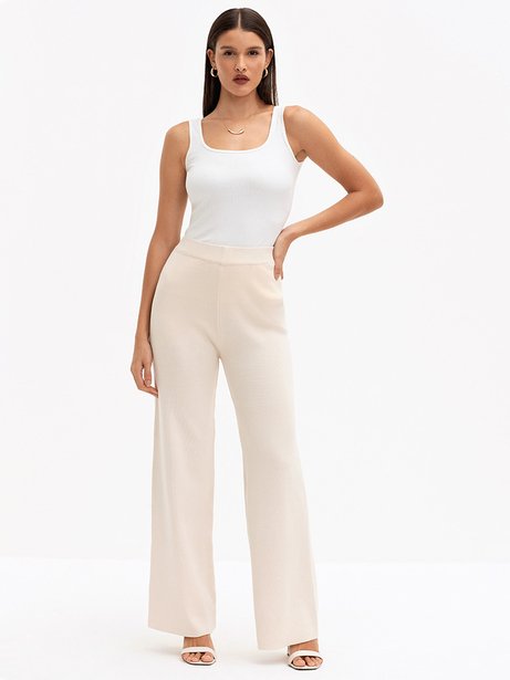 Calça Wide Leg de Tricot Aveia Ducilene