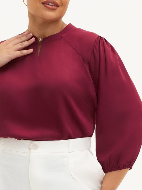 Blusa Manga 7/8 em Crepe Plus Size Vermelho Queimado Cirlane