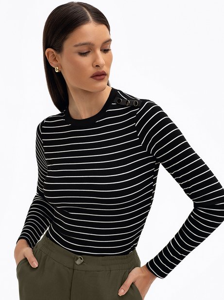 Blusa Manga Longa Canelada Preta Dakota